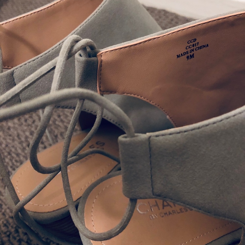Classic Charles Heels